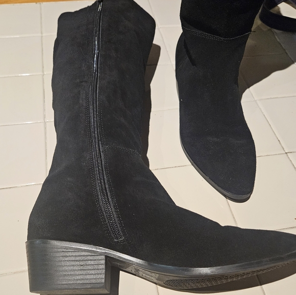 Today Only - Bandolino Black Suede Knee High Cowboy Boots - Picture 2 of 5